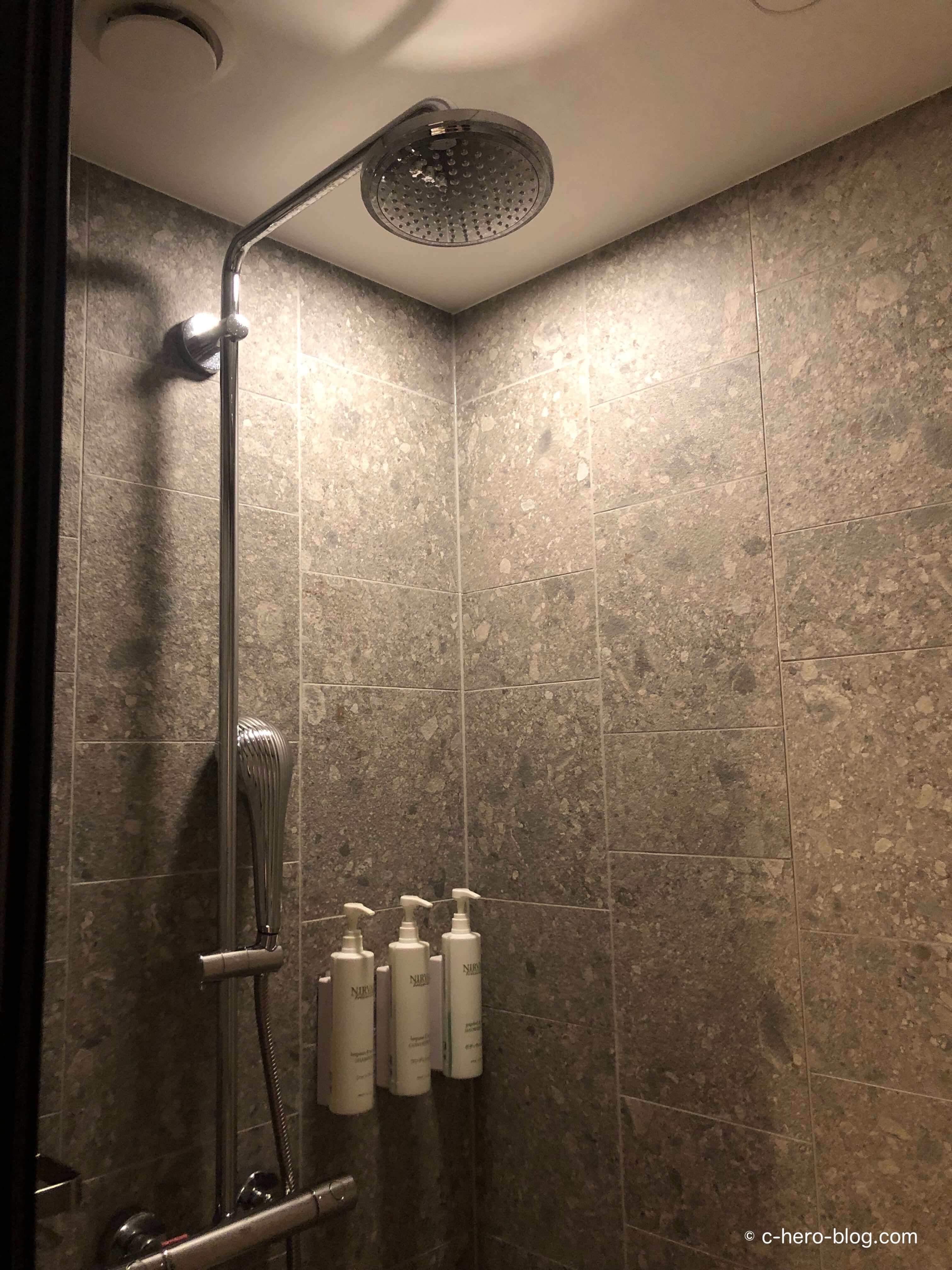シャワーブース / Shower booth